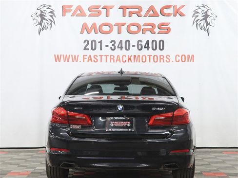 Used 2018 BMW 540i xDrive AWD/4WD image 5