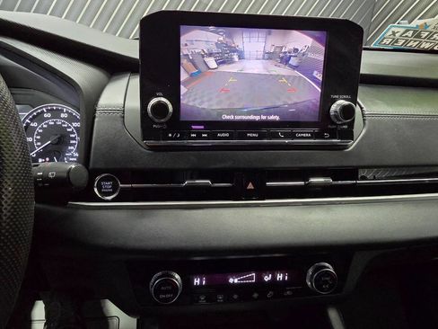 Used 2022 Mitsubishi Outlander ES image 23