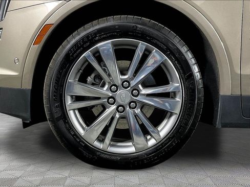 Certified 2023 Cadillac XT5 Premium Luxury w/ Technology Package AWD/4WD image 34