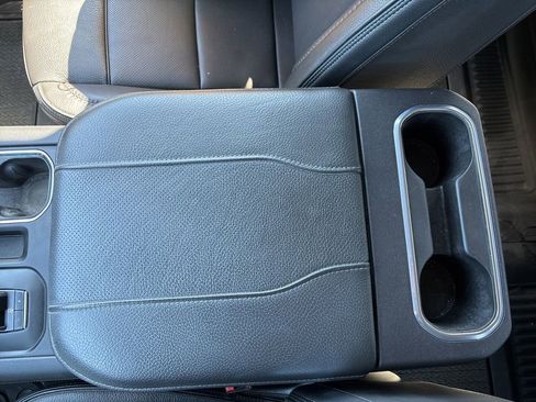 Used 2024 GMC Sierra 1500 Denali image 36