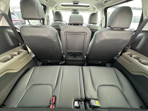 New 2026 Kia Carnival SX image 16