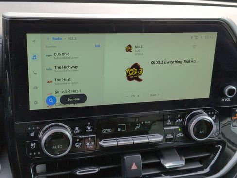 Used 2023 Toyota Highlander Platinum image 23