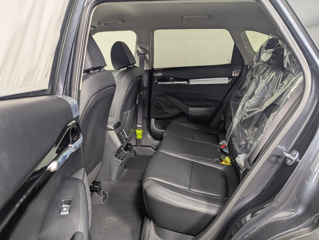 New 2026 Kia Seltos SX AWD/4WD image 23