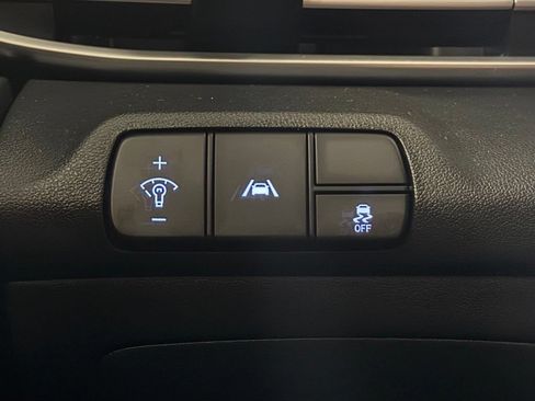 Certified 2023 Hyundai Elantra SEL w/ Convenience Package FWD image 14