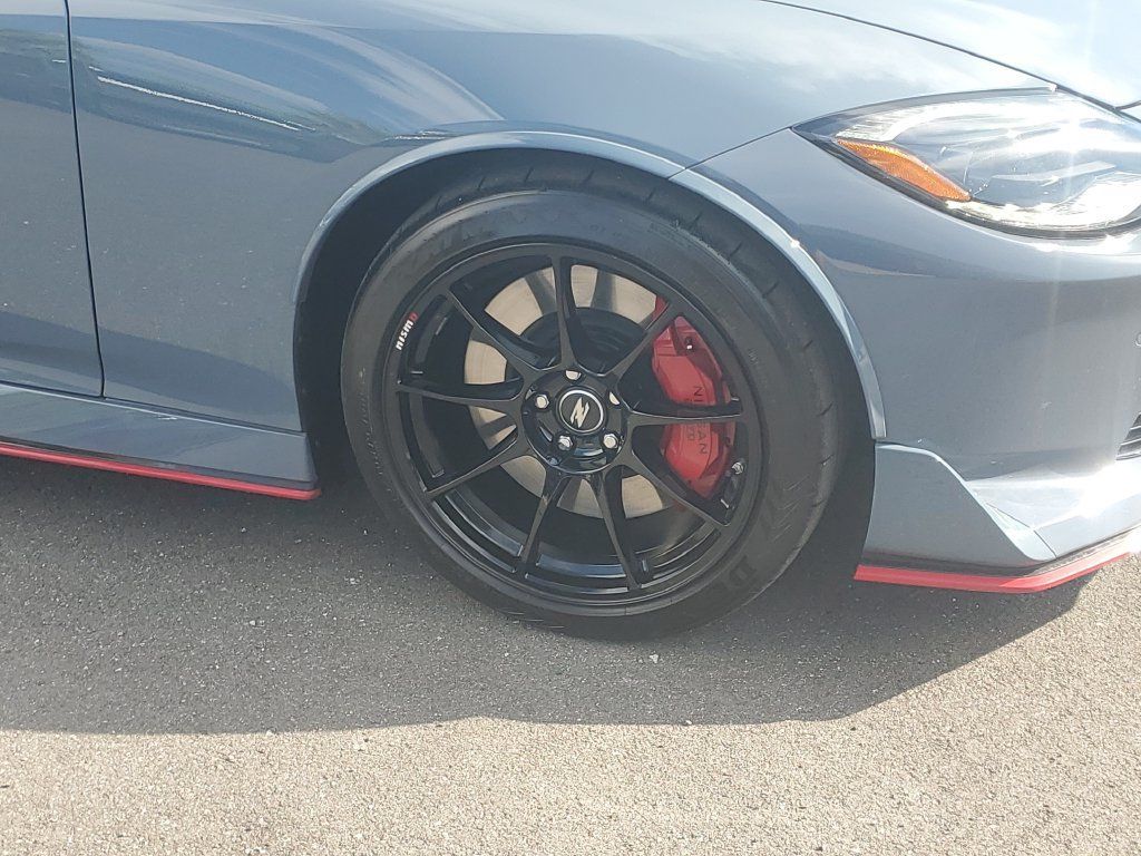Used 2026 Nissan Z NISMO w/ Floor Mat Package RWD image 10