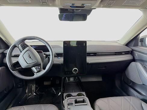 Used 2025 Ford Mustang Mach-E Select w/ Comfort Package Lite image 27