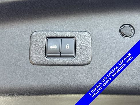 Used 2024 Nissan Armada SL w/ Captain's Chairs Package image 13