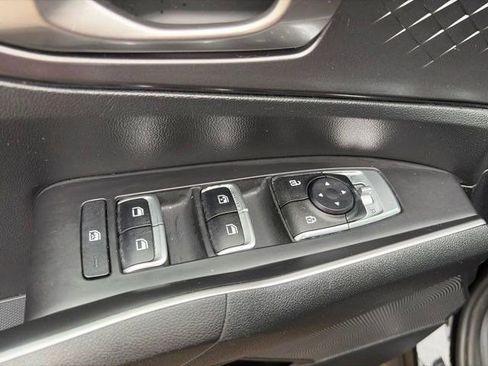 Used 2021 Kia Sorento LX FWD image 14