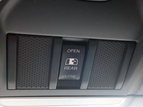 Used 2019 RAM 1500 Big Horn AWD/4WD image 95