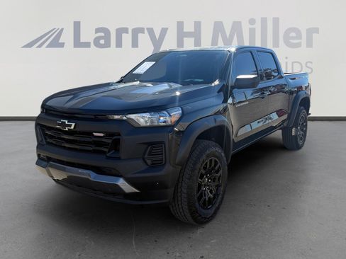 Used 2024 Chevrolet Colorado Trail Boss image 1