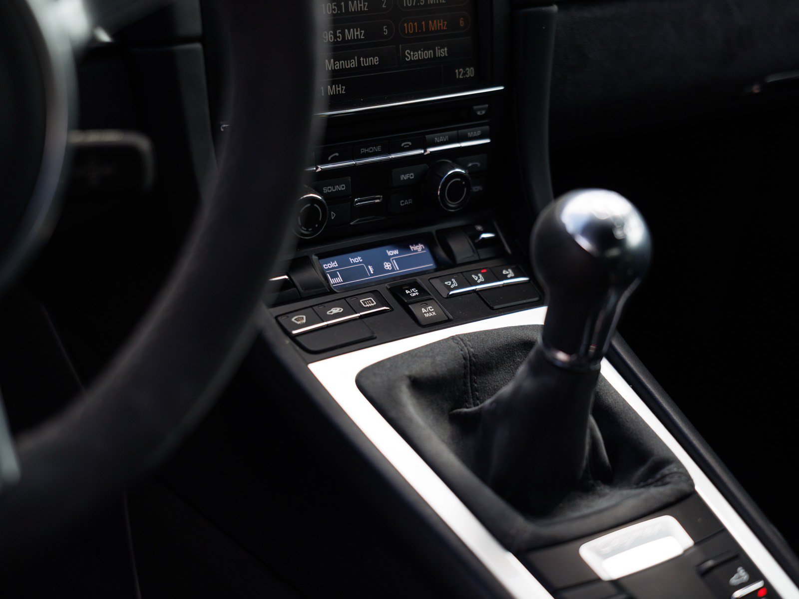 Used 2015 Porsche Cayman GTS RWD image 22