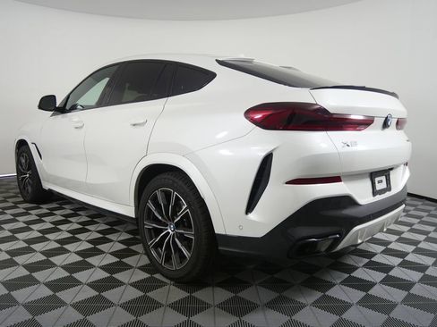 Certified 2025 BMW X6 xDrive40i AWD/4WD image 5