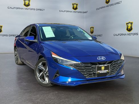Used 2021 Hyundai Elantra Limited w/ Cargo Package image 3