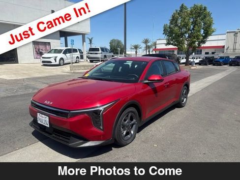 Used 2025 Kia K4 FWD image 1