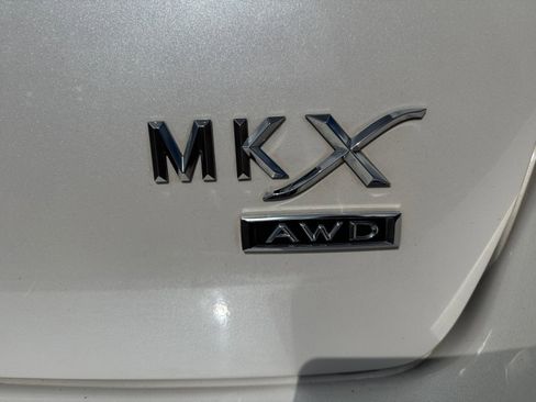 Used 2014 Lincoln MKX Base w/ Equipment Group 102A image 23