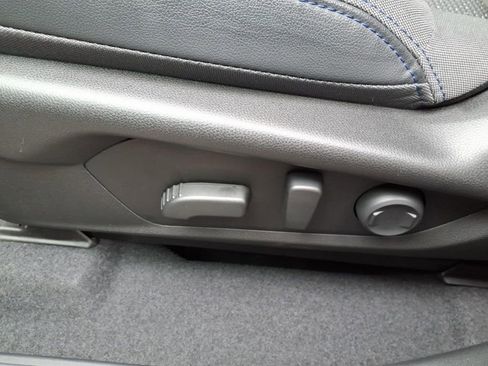 Used 2025 Subaru Forester Premium image 12