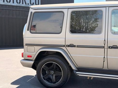 Used 2017 Mercedes-Benz G 550 image 5