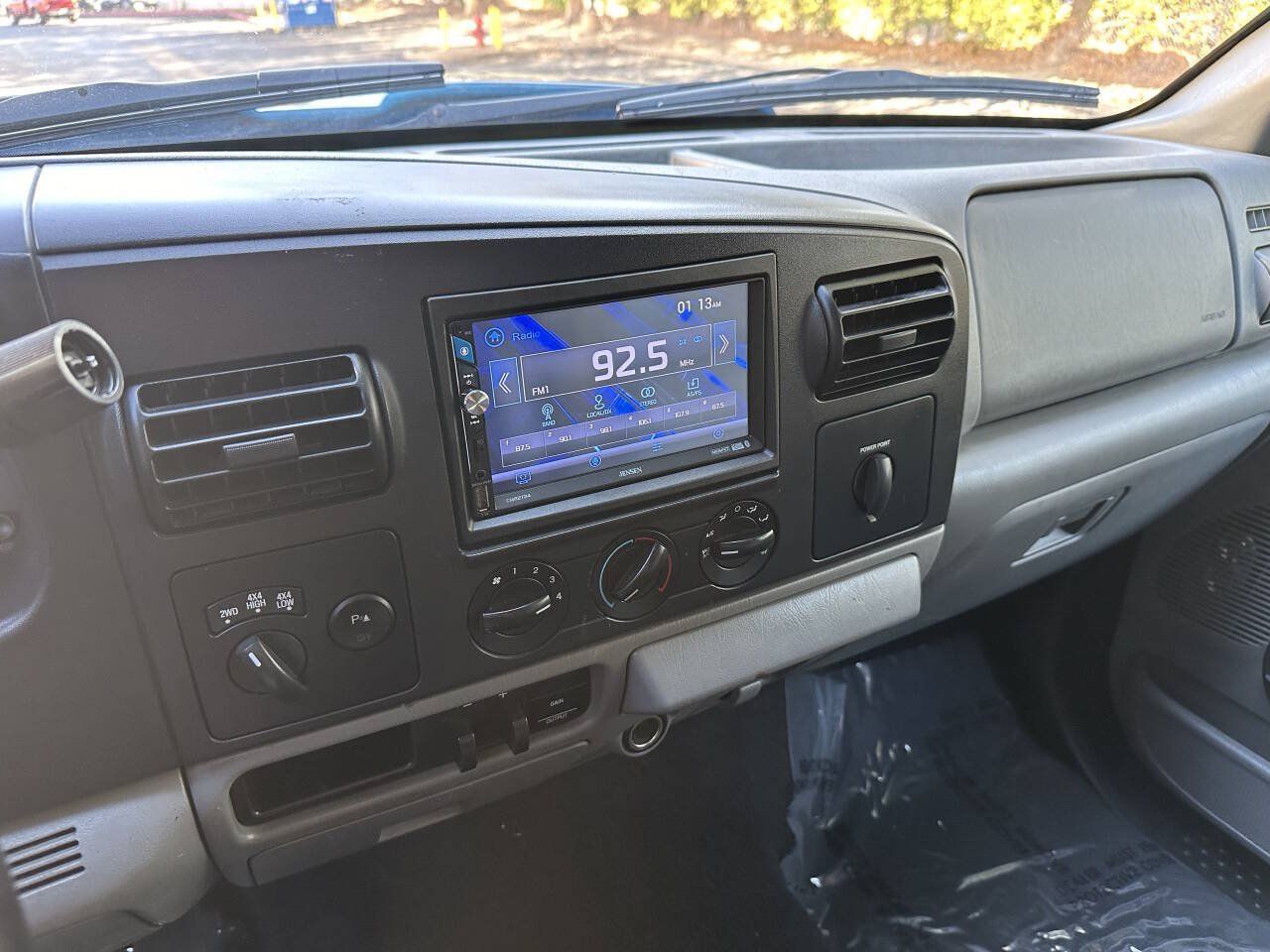 Used 2005 Ford F250 XLT AWD/4WD image 22