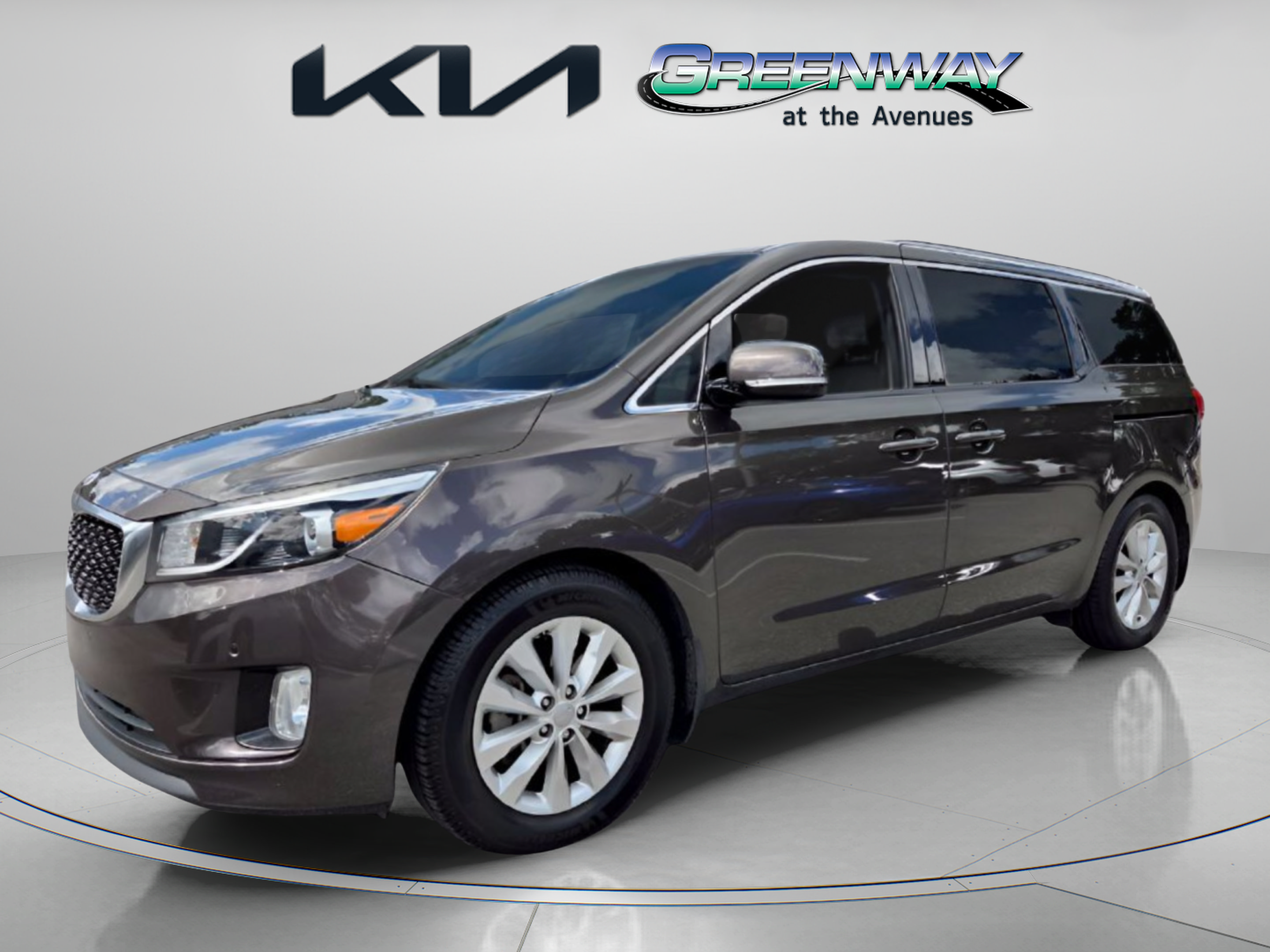 Used 2017 Kia Sedona EX FWD image 3