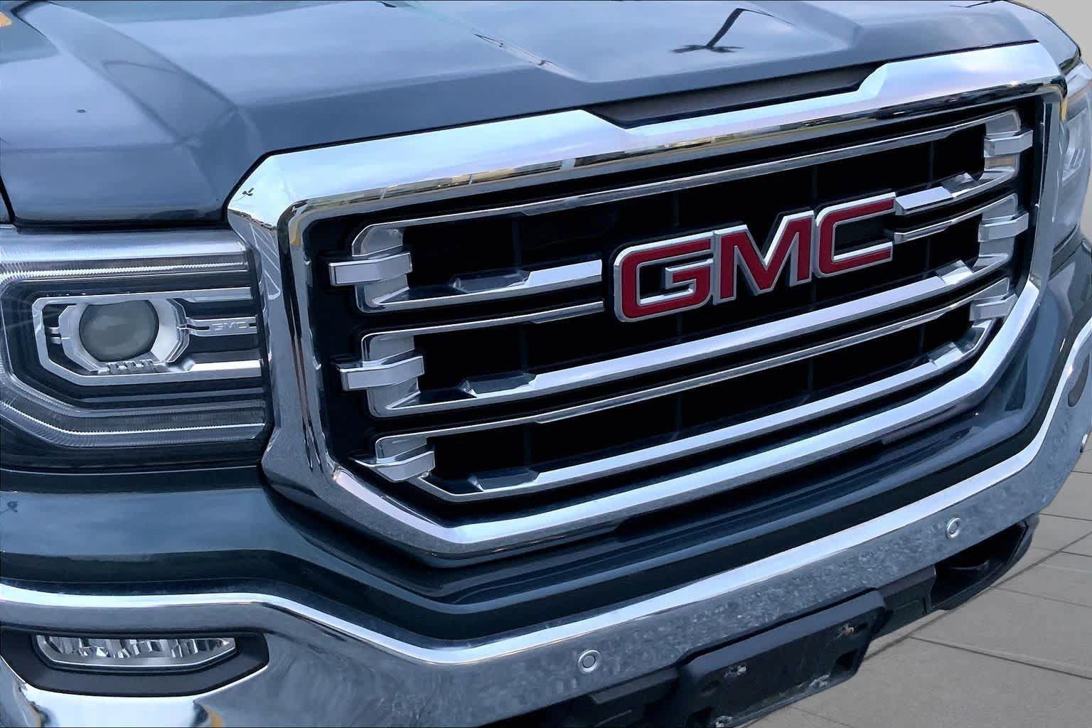 Used 2018 GMC Sierra 1500 SLT AWD/4WD image 29
