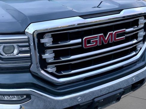Used 2018 GMC Sierra 1500 SLT AWD/4WD image 29