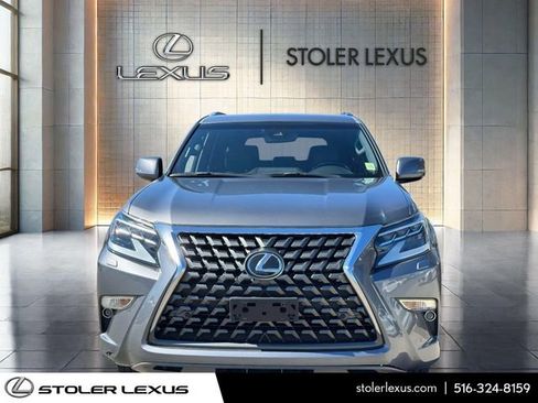 Certified 2020 Lexus GX 460 Premium w/ Premium Package image 2