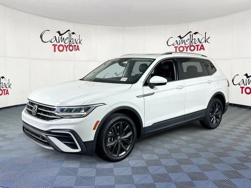 Used 2022 Volkswagen Tiguan SE FWD image 4