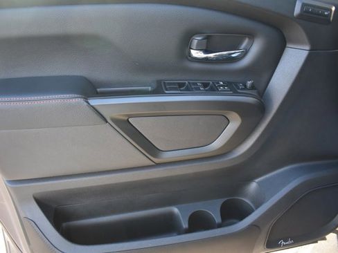 Used 2023 Nissan Titan PRO-4X w/ Pro-4x Convenience Package image 13