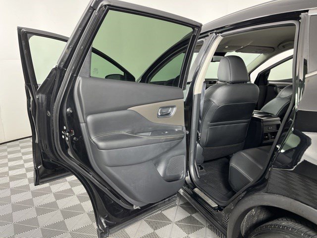 Used 2023 Nissan Murano SV w/ SV Midnight Edition Package FWD image 38
