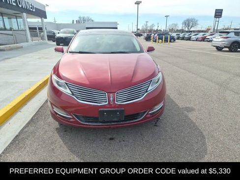 Used 2013 Lincoln MKZ AWD image 3