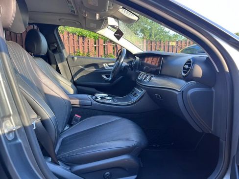 Used 2018 Mercedes-Benz E 300 image 15