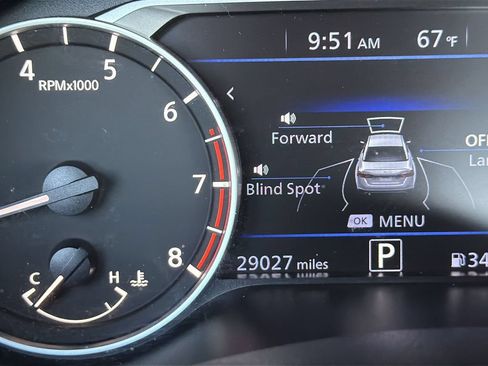 Used 2023 Nissan Altima 2.5 SV FWD image 13
