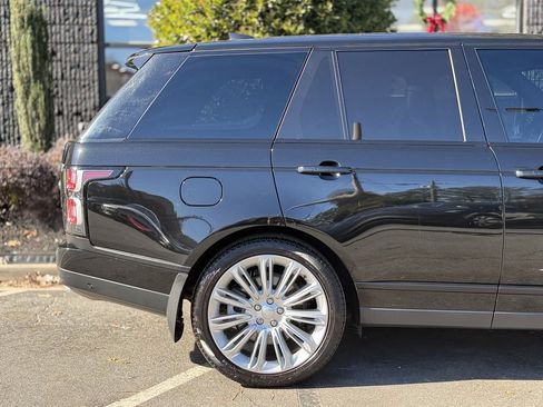 Used 2019 Land Rover Range Rover Supercharged image 22