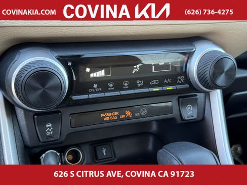 Used 2022 Toyota RAV4 LE image 21