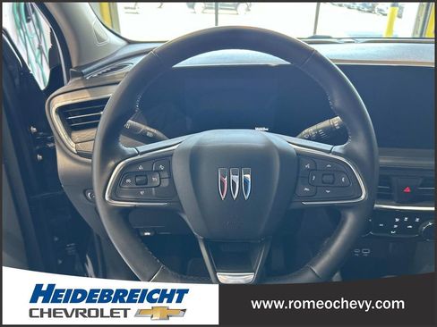 Used 2025 Buick Encore GX Sport Touring FWD image 18