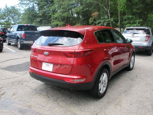 Used 2018 Kia Sportage LX FWD image 5