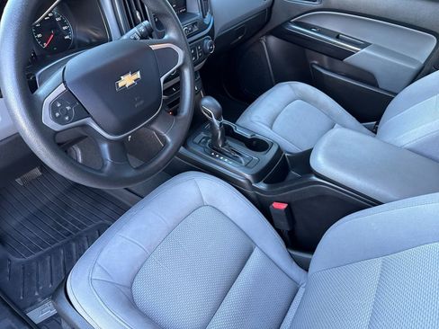 Used 2022 Chevrolet Colorado W/T w/ WT Convenience Package image 9