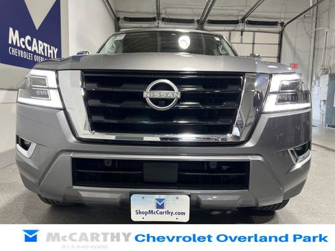 Used 2023 Nissan Armada Platinum w/ Captain's Chairs Package AWD/4WD image 11