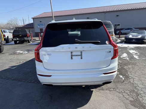 Used 2020 Volvo XC90 T5 Momentum w/ Protection Package image 4
