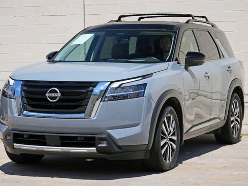 Used 2022 Nissan Pathfinder Platinum w/ Cargo Package FWD image 49