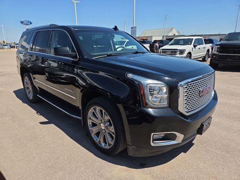 Used 2016 GMC Yukon Denali w/ Open Road Package AWD/4WD image 6