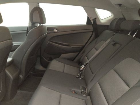 Used 2017 Hyundai Tucson SE image 18