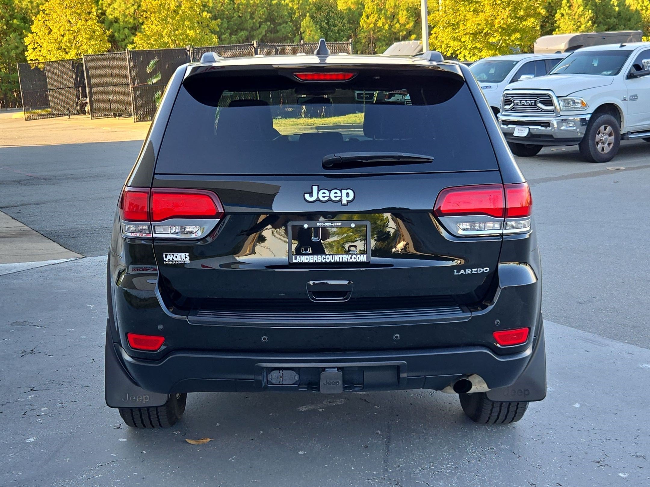 Used 2021 Jeep Grand Cherokee Laredo X RWD image 6