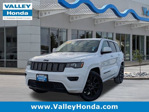 Used 2019 Jeep Grand Cherokee Altitude image 1