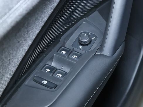 Certified 2026 Volkswagen Tiguan S FWD image 16