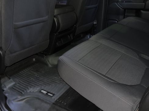 Used 2020 Chevrolet Silverado 1500 LT image 19