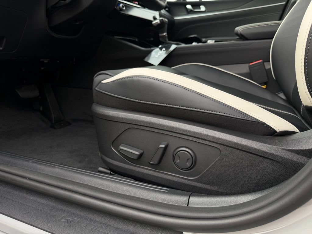 New 2026 Kia K5 GT-Line FWD image 12