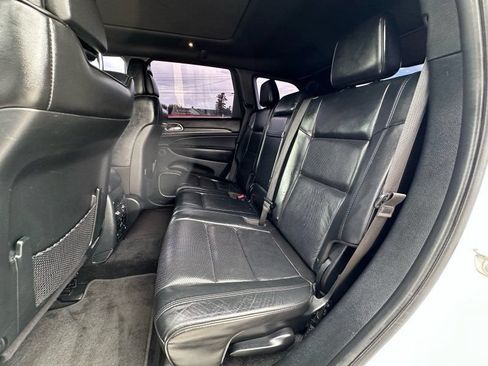 Used 2018 Jeep Grand Cherokee High Altitude AWD/4WD image 11
