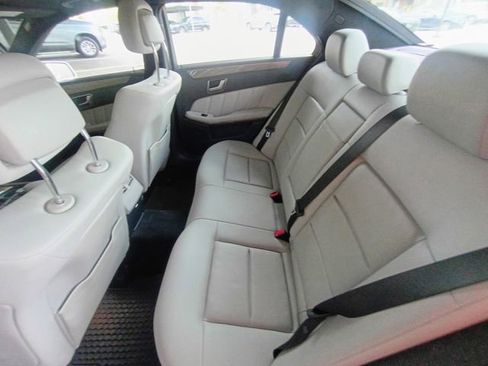 Used 2013 Mercedes-Benz E 350 Sedan image 72
