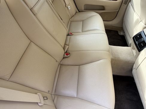 Used 2013 Lexus LS 460 w/ Comfort Pkg RWD image 39